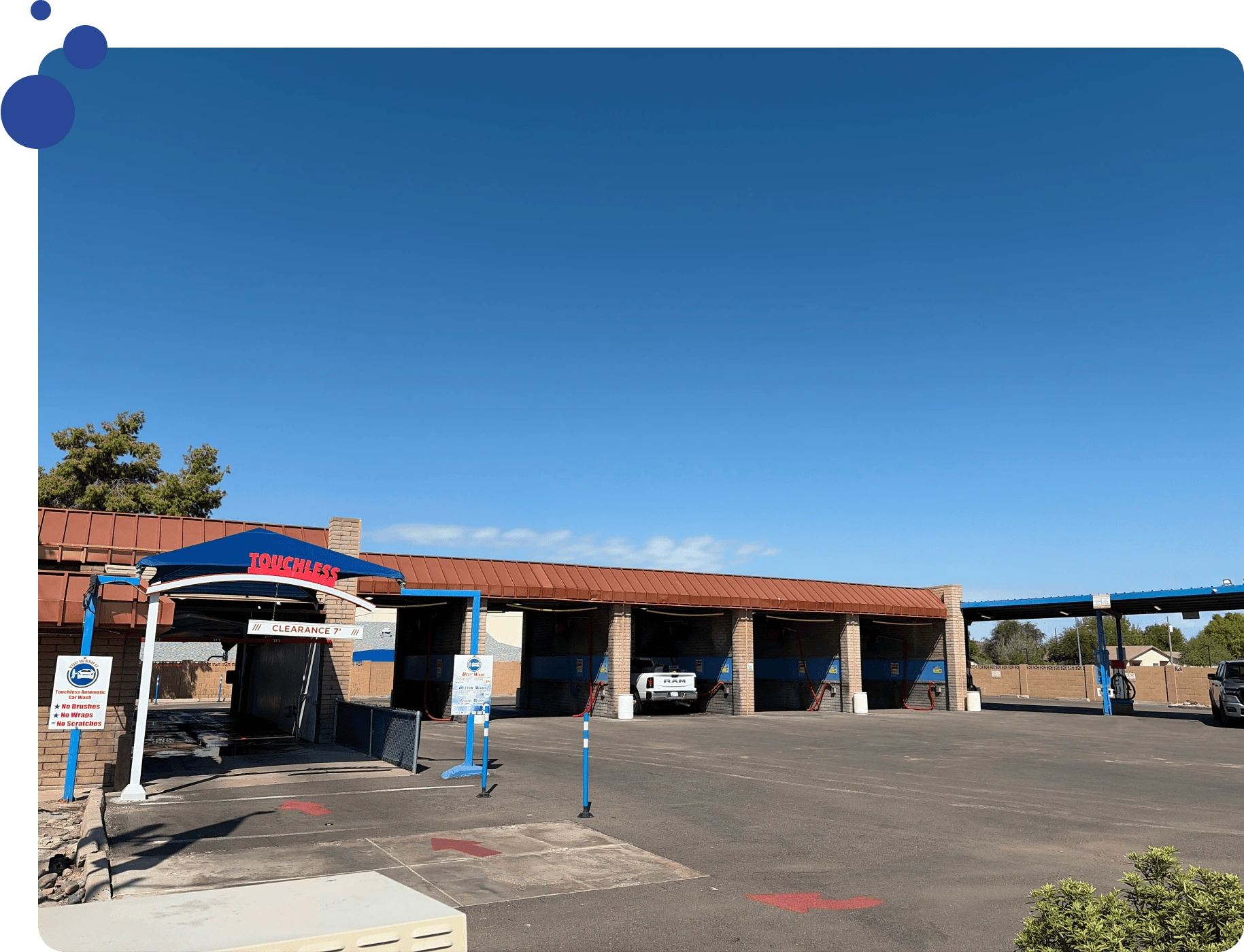 Automatic car wash entrance